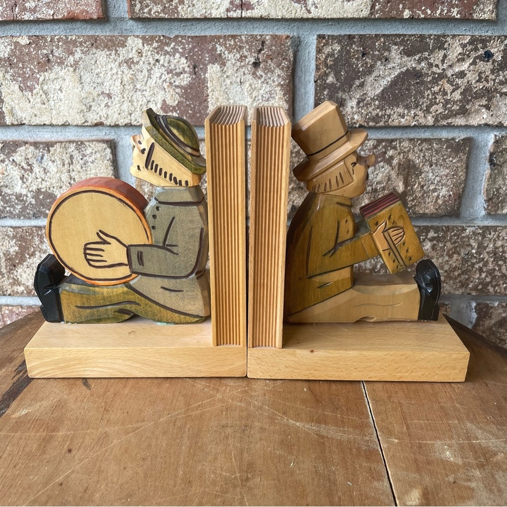 Vintage Hand-Carved Wooden Bookends Made in Germany 6 1/4” Tall Beautiful!